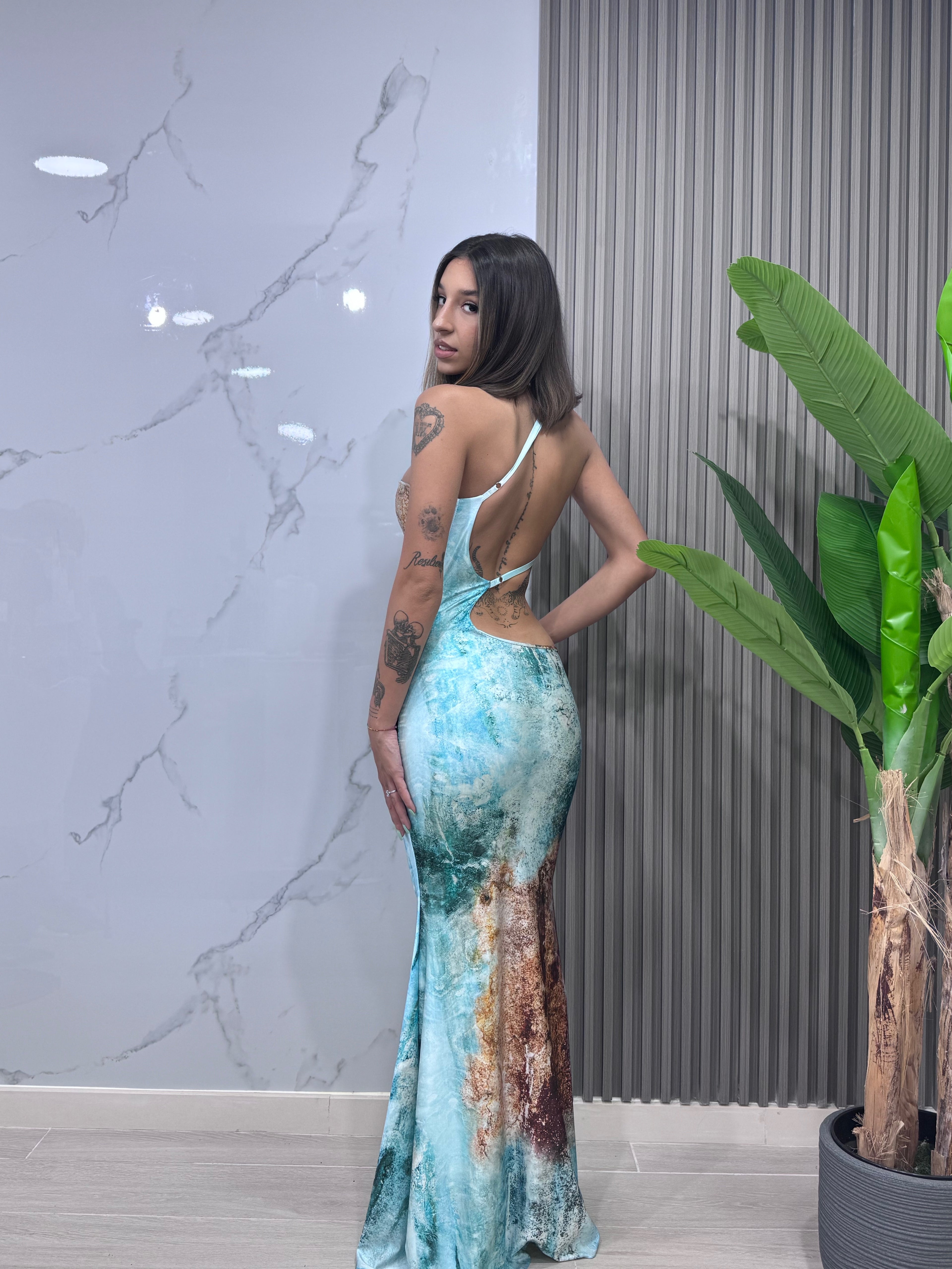 Dress Waves